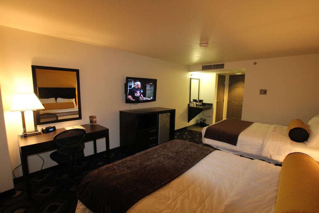Grand Z Hotel Casino By Red Lion Hotels (Adults Only) Сентрал-Сити Экстерьер фото